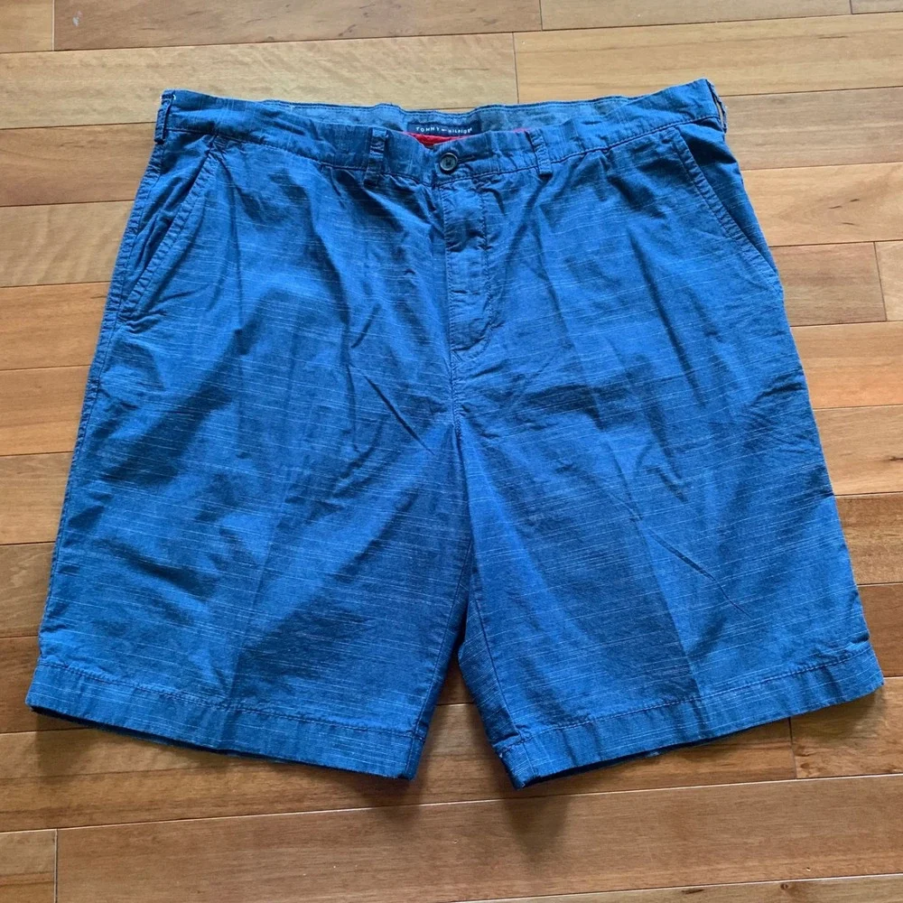 Tommy Hilfiger 42 Chino Shorts Blue Excellent Textured Cotton Flat Front Pockets